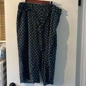 Torrid Loose Capri Pants